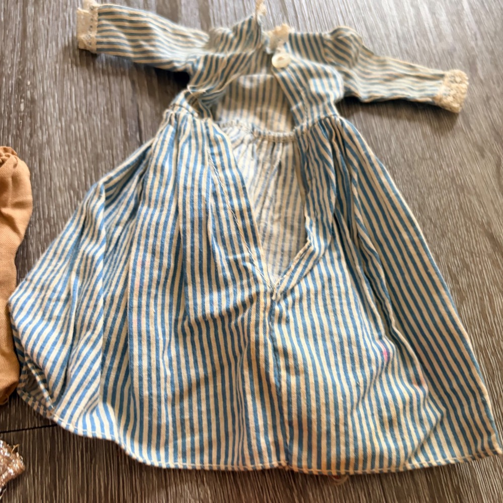 Vintage Barbie Doll Clothes Lot Retro Outfits Dresses Jumpsuits Accessories - Picture 7 of 11